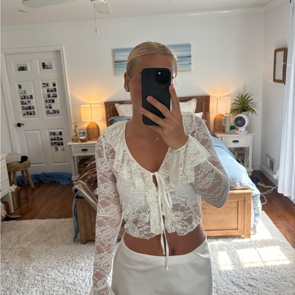 Edikted Cream Lace Top